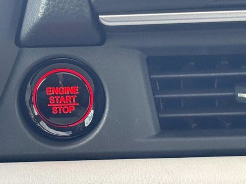 New 2026 Honda Pilot Touring image 23