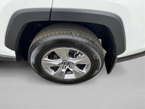 Certified 2025 Toyota RAV4 XLE w/ Convenience Package AWD/4WD image 9