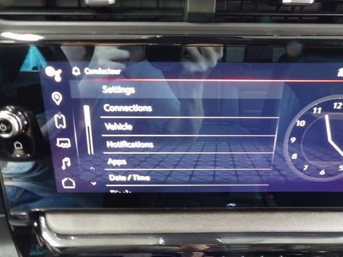 Used 2024 GMC Sierra 2500 AT4 w/ AT4 Premium Plus Package image 21