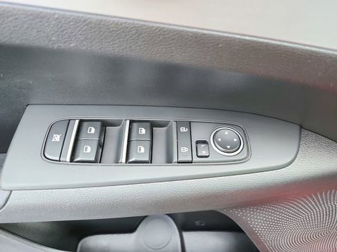 Certified 2023 Kia Forte LXS w/ LXS Technology Package image 17