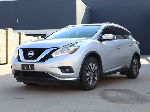 Used 2015 Nissan Murano SL w/ SL Technology Package AWD/4WD image 2