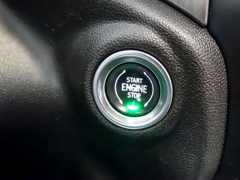 Certified 2019 GMC Sierra 1500 Denali w/ Driver Alert Package II image 21