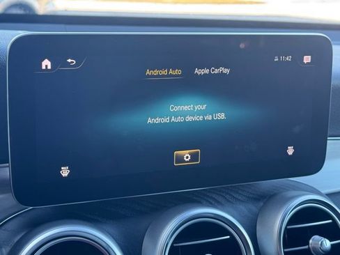 Used 2022 Mercedes-Benz GLC 300 4MATIC image 15