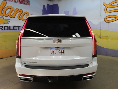Used 2021 Cadillac Escalade Premium Luxury w/ Driver Assist Tech Package AWD/4WD image 7