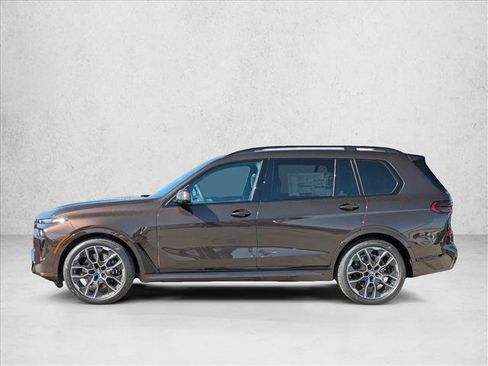 Used 2026 BMW X7 xDrive40i w/ M Sport Package AWD/4WD image 5