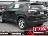 New 2025 Jeep Compass Latitude image 3