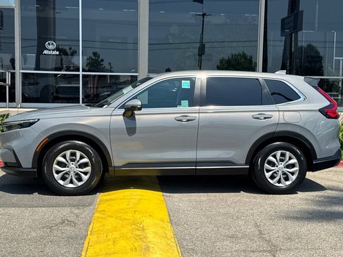 Used 2024 Honda CR-V LX image 7