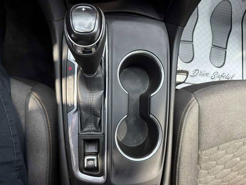 Used 2021 Chevrolet Equinox LT image 21