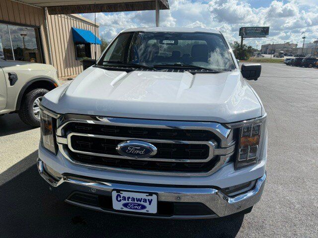 Used 2021 Ford F150 XLT w/ Equipment Group 302A High RWD image 3