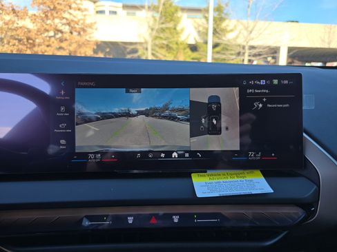 Used 2025 BMW X3 xDrive30i w/ Premium Package image 17