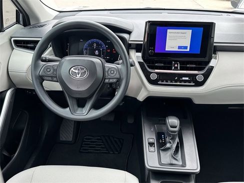 Certified 2026 Toyota Corolla Cross L image 10