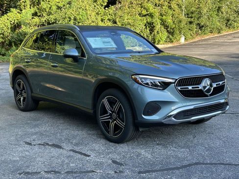 New 2027 Mercedes-Benz GLC 300 image 4