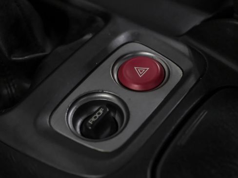 Used 2003 Honda S2000 image 18