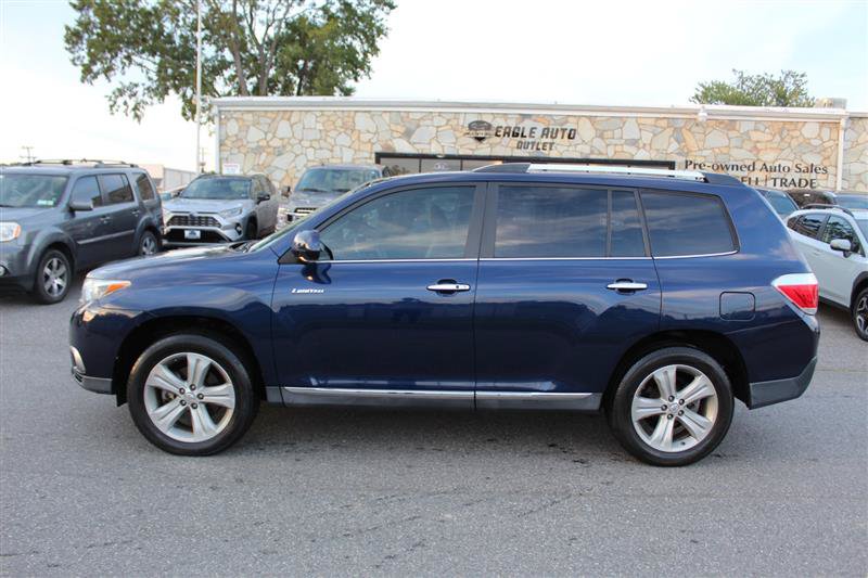 Used 2013 Toyota Highlander Limited FWD image 4
