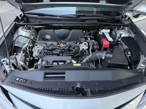 Used 2022 Toyota Camry LE image 26