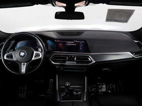 Used 2022 BMW X6 xDrive40i w/ M Sport Package AWD/4WD image 8