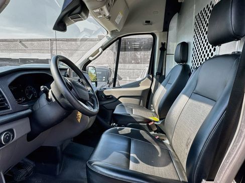 Used 2023 Ford Transit 250 148 High Roof Extended w/ Load Area Protection Package RWD image 9
