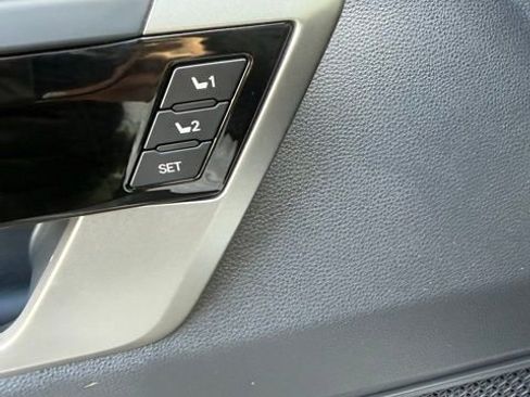 Used 2025 Toyota Sequoia Limited image 15