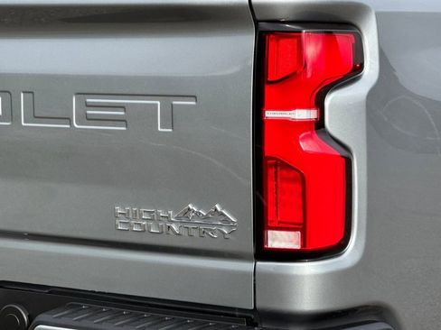Certified 2024 Chevrolet Silverado 3500 High Country image 34