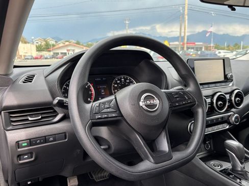 Used 2025 Nissan Sentra S FWD image 33