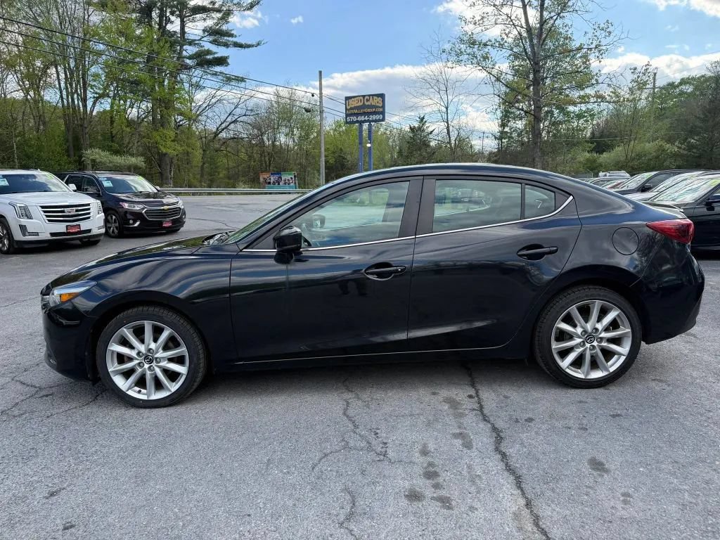 Used 2018 MAZDA MAZDA3 Grand Touring FWD image 5