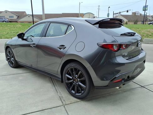 New 2026 MAZDA MAZDA3 Hatchback w/Premium Plus Pkg AWD/4WD image 6