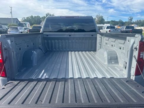 Used 2024 Chevrolet Silverado 1500 LT AWD/4WD image 13