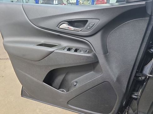 Used 2022 Chevrolet Equinox LT image 30