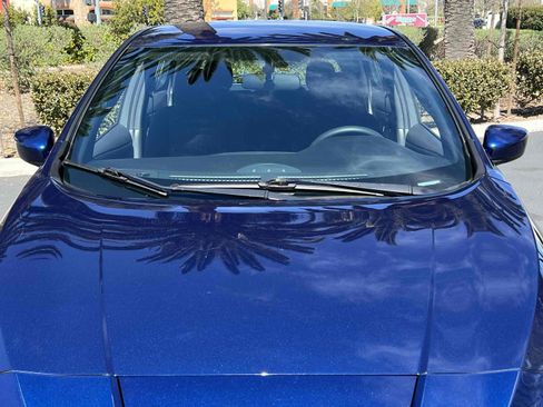 Used 2018 Nissan Leaf SV w/ Protection Package image 24