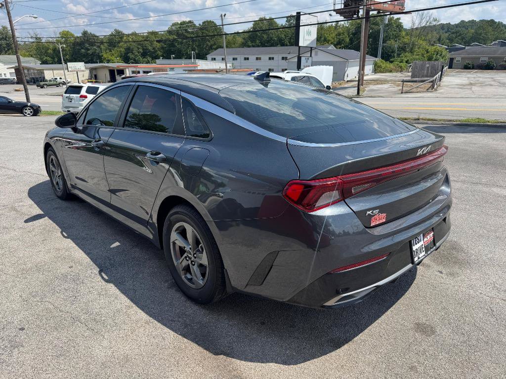 Used 2022 Kia K5 LXS FWD image 6