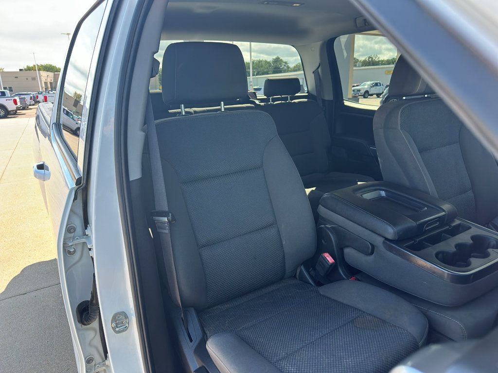 Used 2016 Chevrolet Silverado 2500 LT AWD/4WD image 30