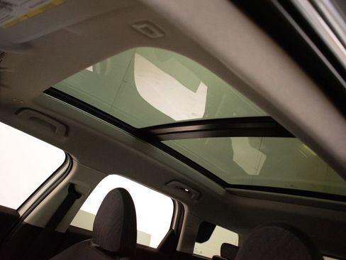 Used 2025 MINI Cooper Countryman S w/ Comfort Package Max image 20