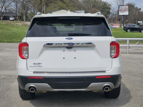 Used 2021 Ford Explorer Limited w/ Equipment Group 301A image 5