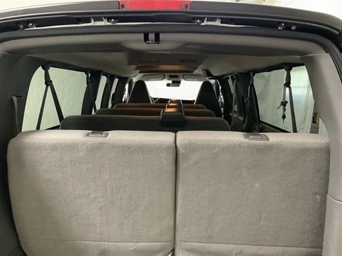 Used 2024 Chevrolet Express 3500 LT w/ LT Preferred Equipment Group image 9