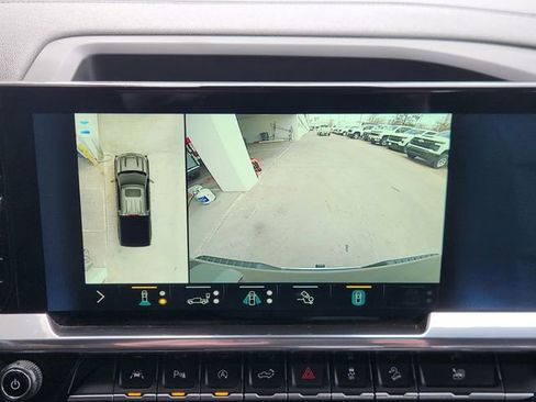 Used 2022 Chevrolet Silverado 1500 LTZ image 15