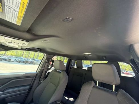 Used 2025 Toyota Tacoma SR5 AWD/4WD image 22