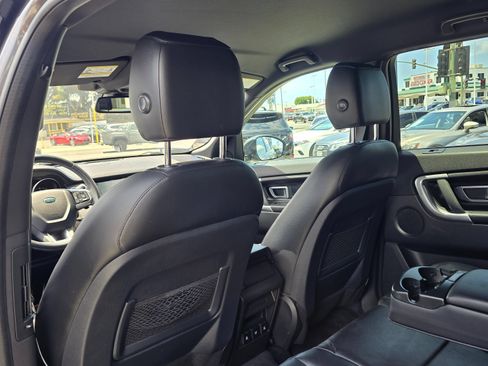 Used 2019 Land Rover Discovery Sport SE AWD/4WD image 18