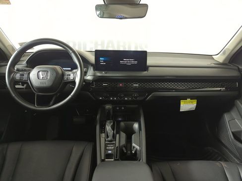 Used 2025 Honda Accord EX-L image 11