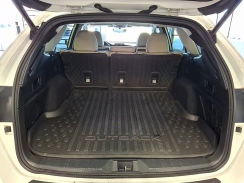 Used 2023 Subaru Outback Limited AWD/4WD image 31