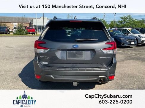 Used 2023 Subaru Forester Limited AWD/4WD image 5