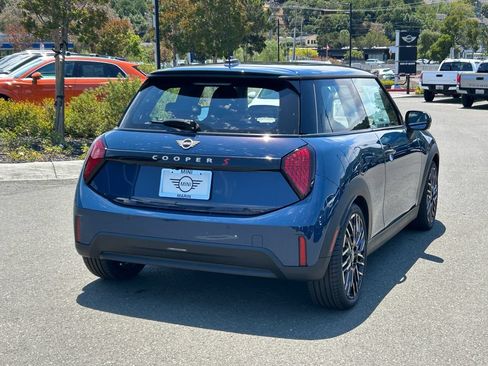 New 2026 MINI Cooper S FWD image 5