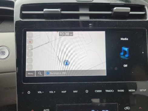 Used 2023 Hyundai Tucson Limited image 16