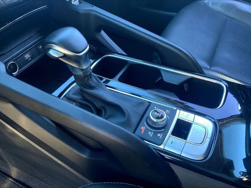 Used 2025 Kia Telluride S image 17