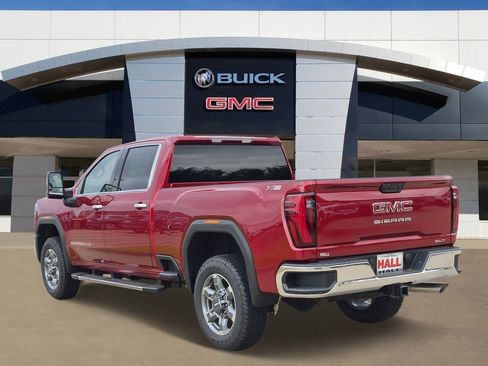 New 2026 GMC Sierra 2500 SLT AWD/4WD image 3