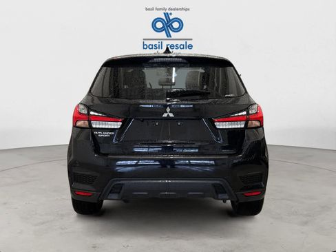 Used 2025 Mitsubishi Outlander Sport ES AWD/4WD image 4