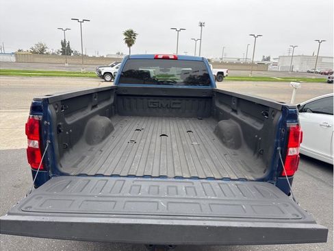Used 2019 GMC Sierra 2500 SLT w/ Duramax Plus Package AWD/4WD image 9