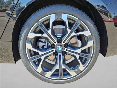 New 2026 BMW 330i Sedan w/ Convenience Package RWD image 10