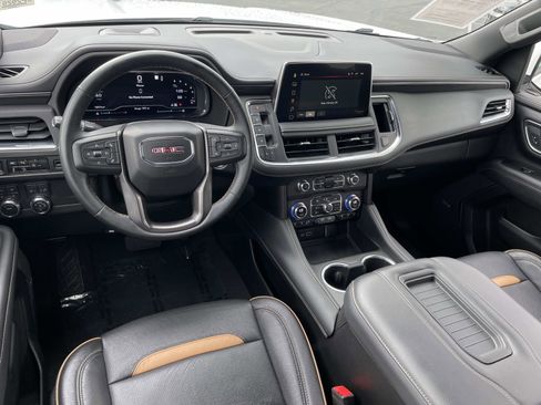 Used 2023 GMC Yukon AT4 image 6