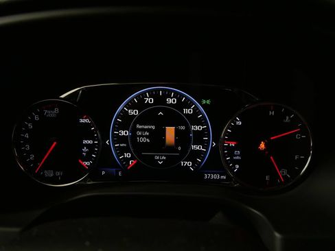 Used 2023 GMC Acadia SLT w/ Technology Package AWD/4WD image 30