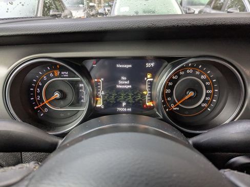 Used 2022 Jeep Gladiator Willys image 18